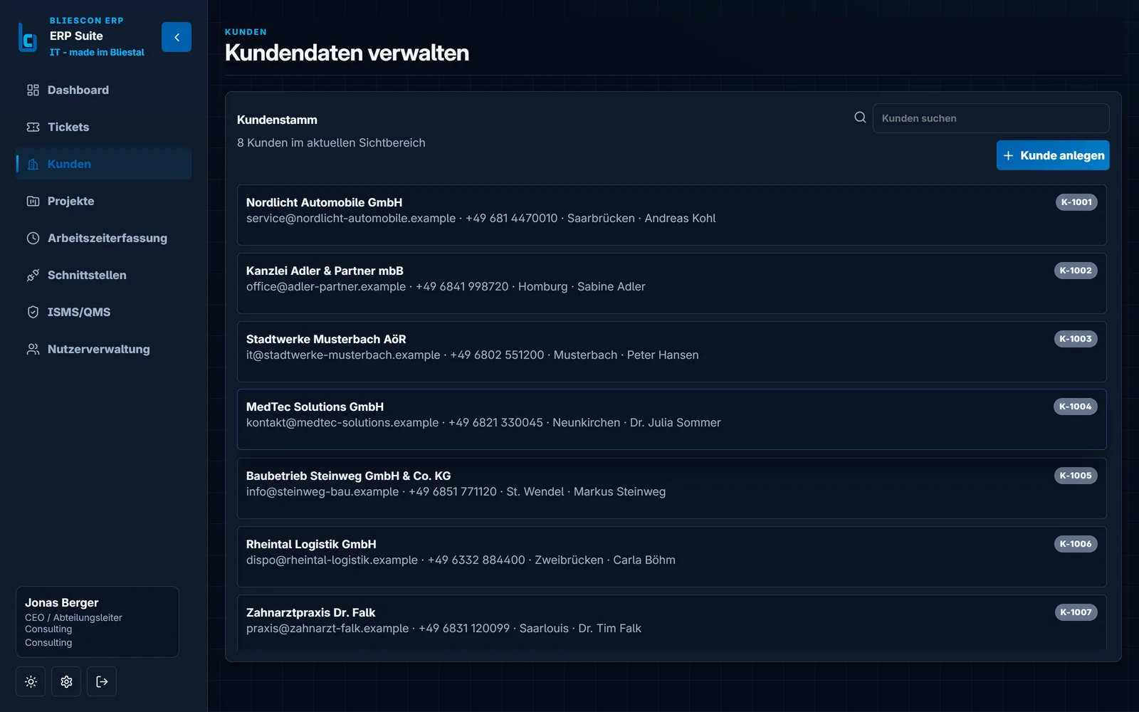 Kundenverwaltung des bliescon ERP: Kundenstamm mit Firmenname, Kontaktdaten, Ort, Ansprechpartner und Kundennummer