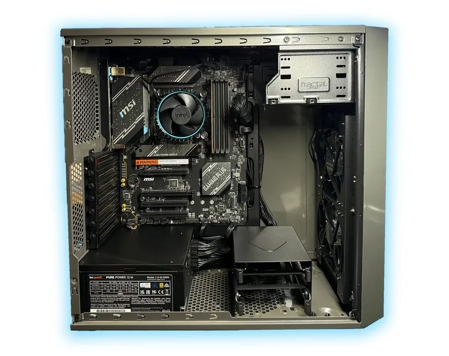 OfficeChanger PC-System im Aufbau — Eigenmarke von bliescon